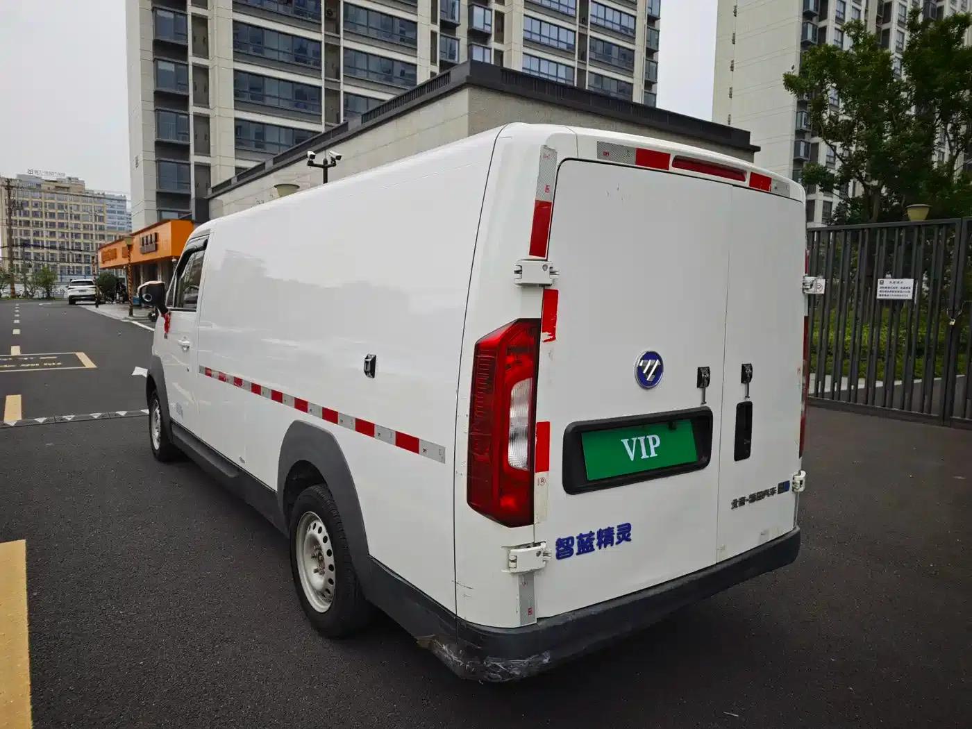 Zhilan Elf E7 2022 Standard Model 46.36kWh — миниатюра 17