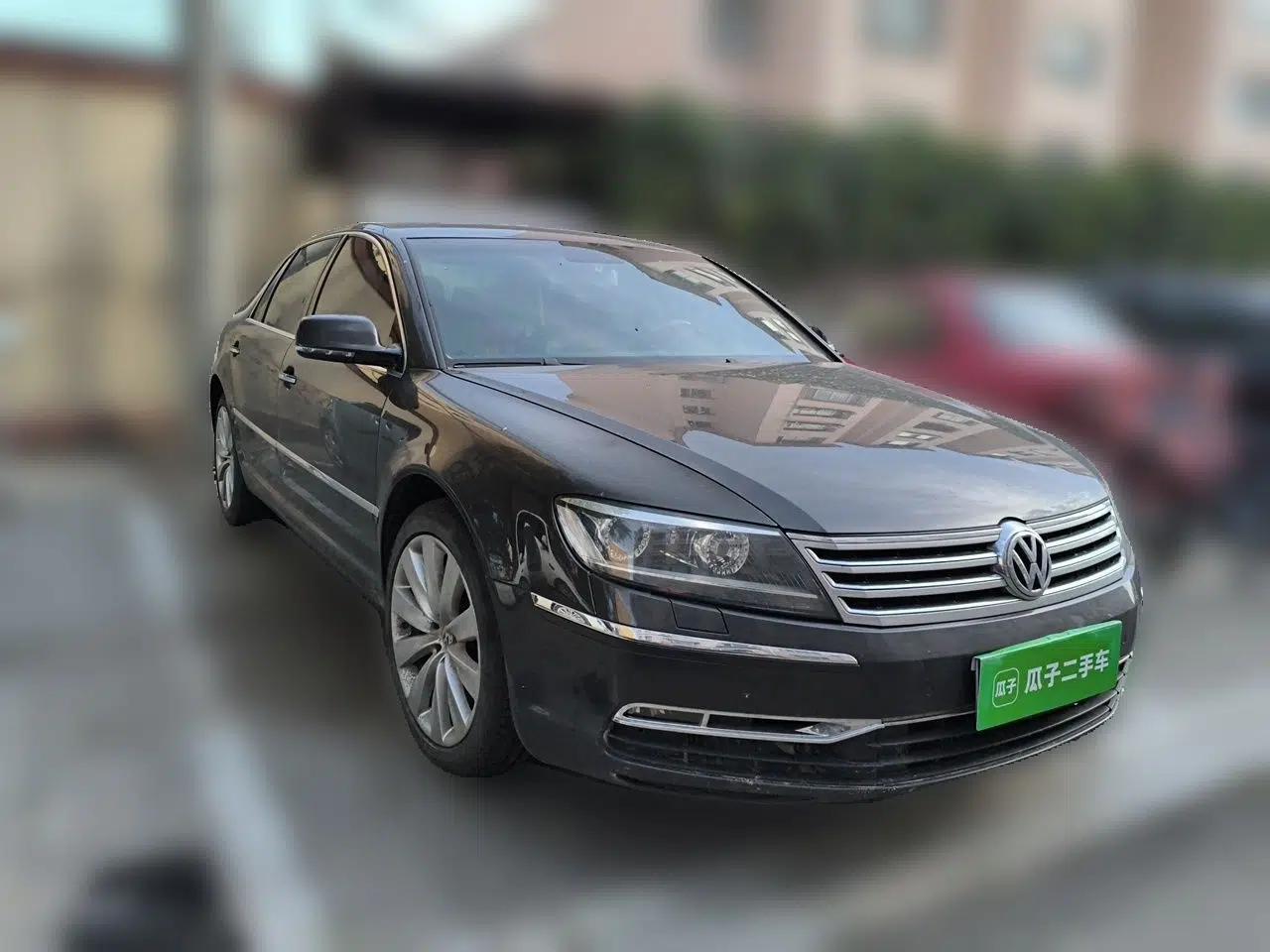 Volkswagen Phaeton 2011 3.6L V6 4-Seater Extended-Length Individual Edition — миниатюра 3