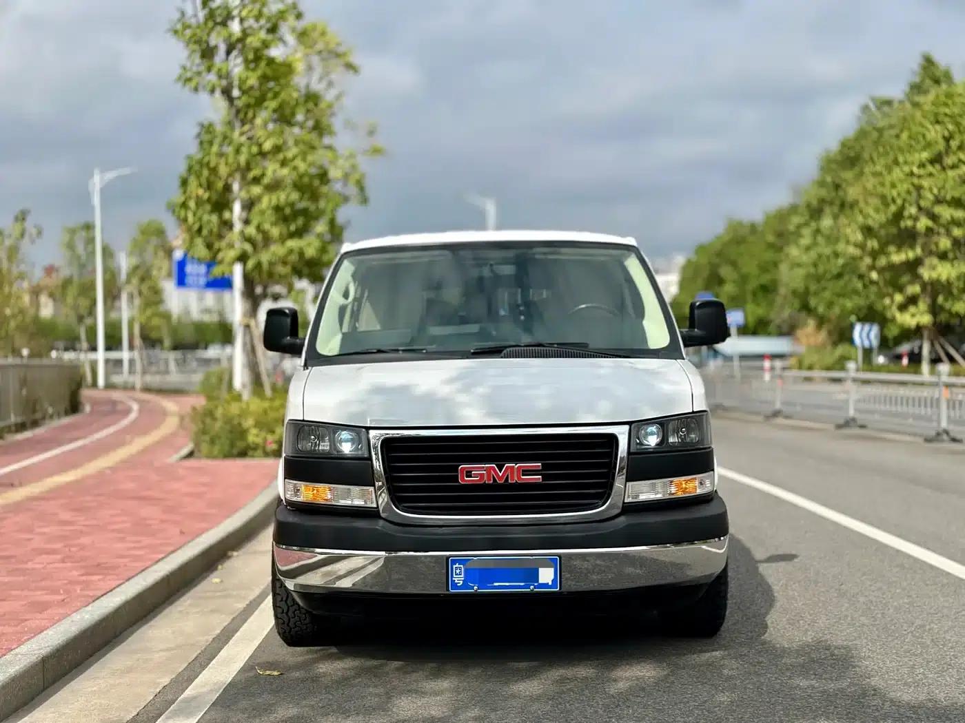 2014 SAVANA 5.3L AWD Leader Edition — миниатюра 12