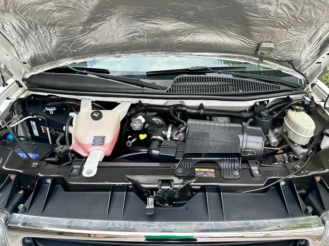 2014 SAVANA 5.3L AWD Leader Edition — миниатюра 15