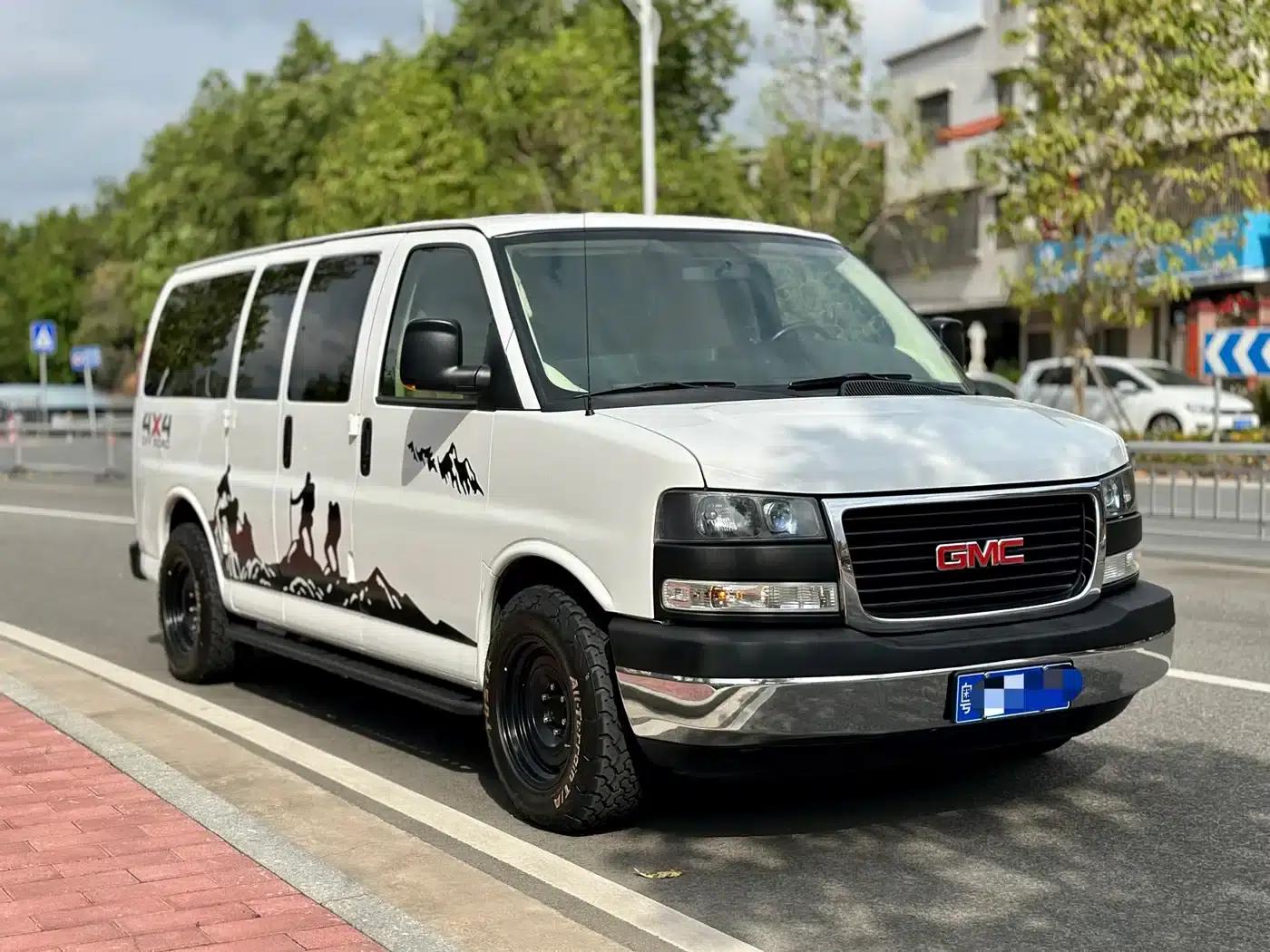 2014 SAVANA 5.3L AWD Leader Edition — миниатюра 5