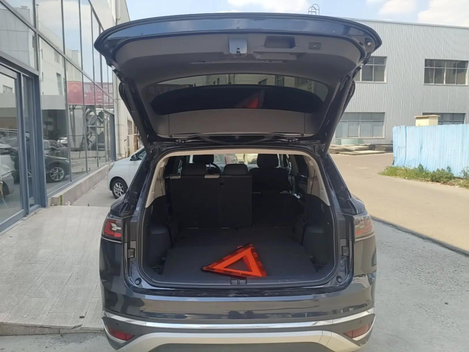 Volkswagen ID.6 CROZZ 2022 Long-Range PRO Edition — миниатюра 22