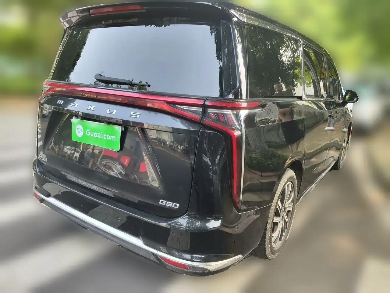 SAIC MAXUS G90 2022 2.0T Interstellar Seven-Seater — миниатюра 6