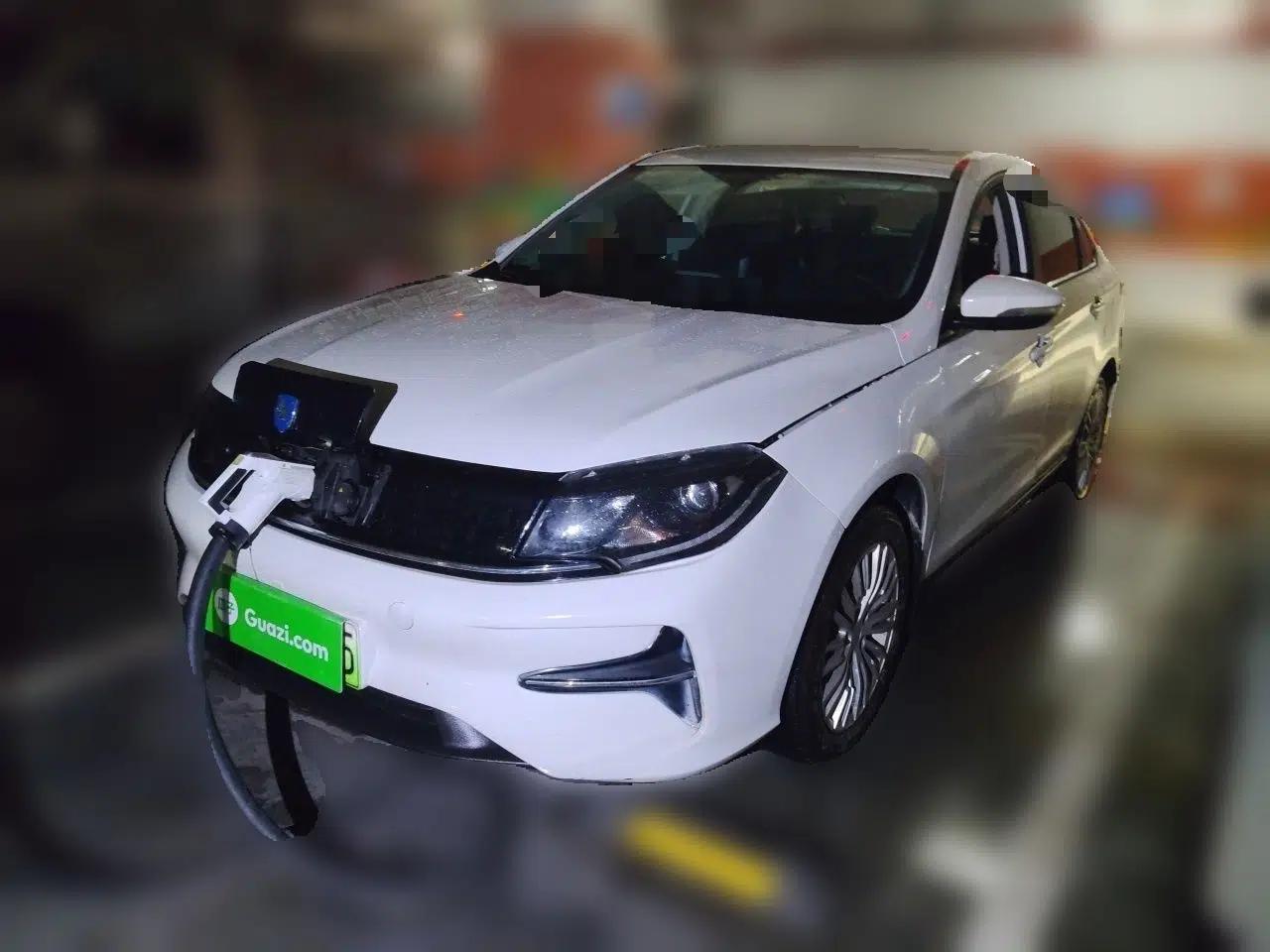 FORTHING S60 EV 2022 Comfort Edition — миниатюра 1