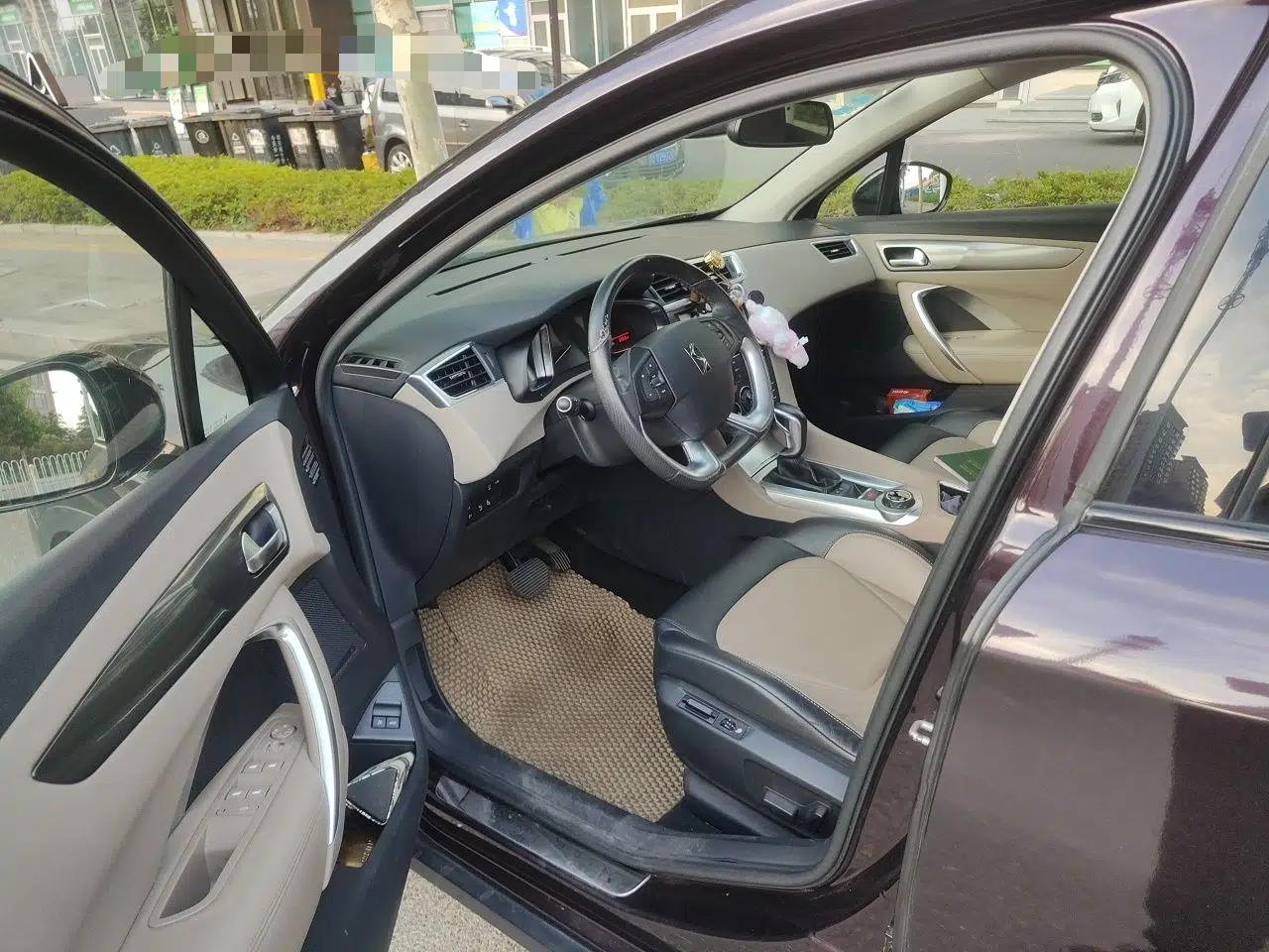 DS 6 2014 1.6T Luxury Edition THP160 — миниатюра 16