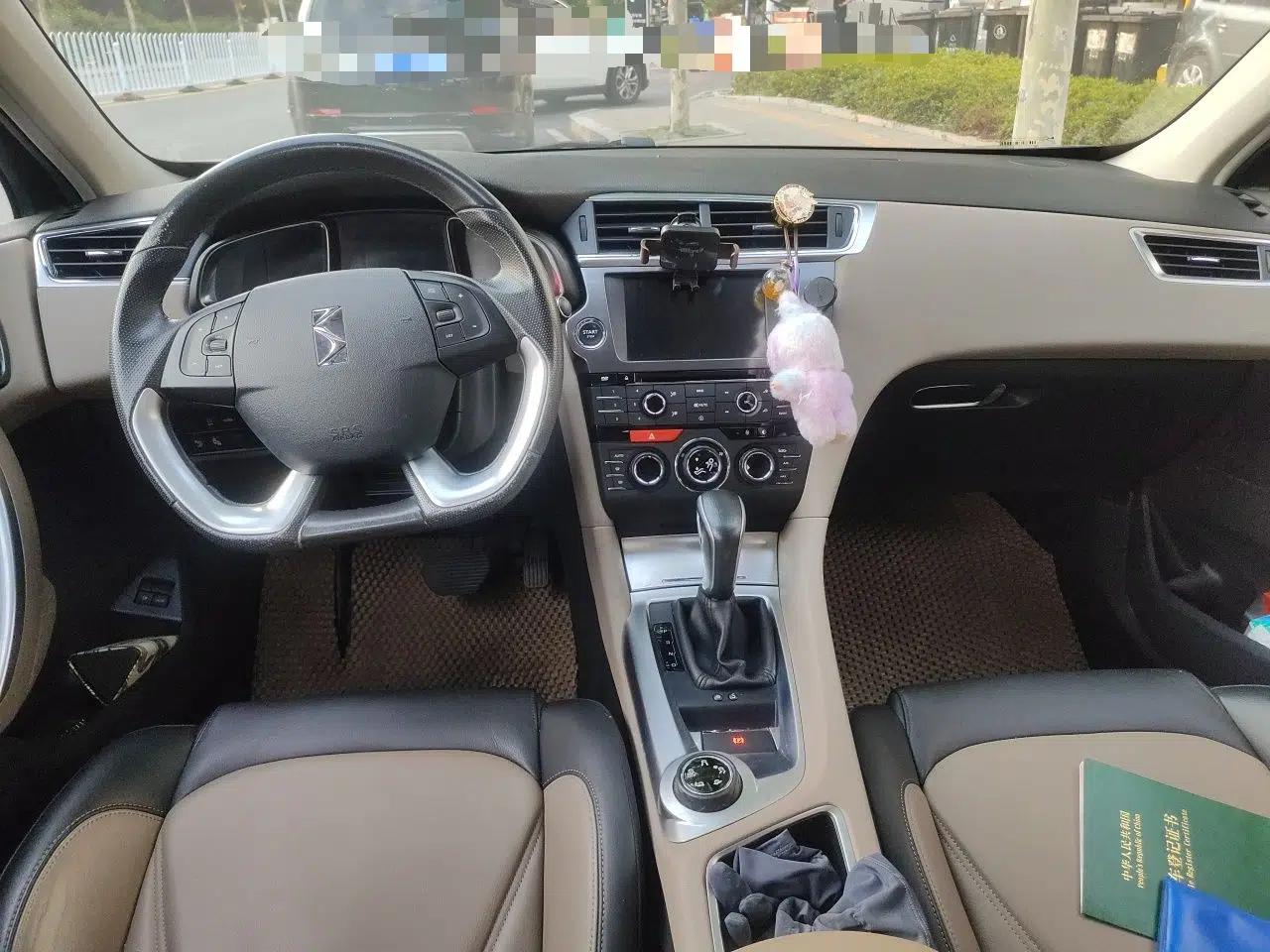 DS 6 2014 1.6T Luxury Edition THP160 — миниатюра 9
