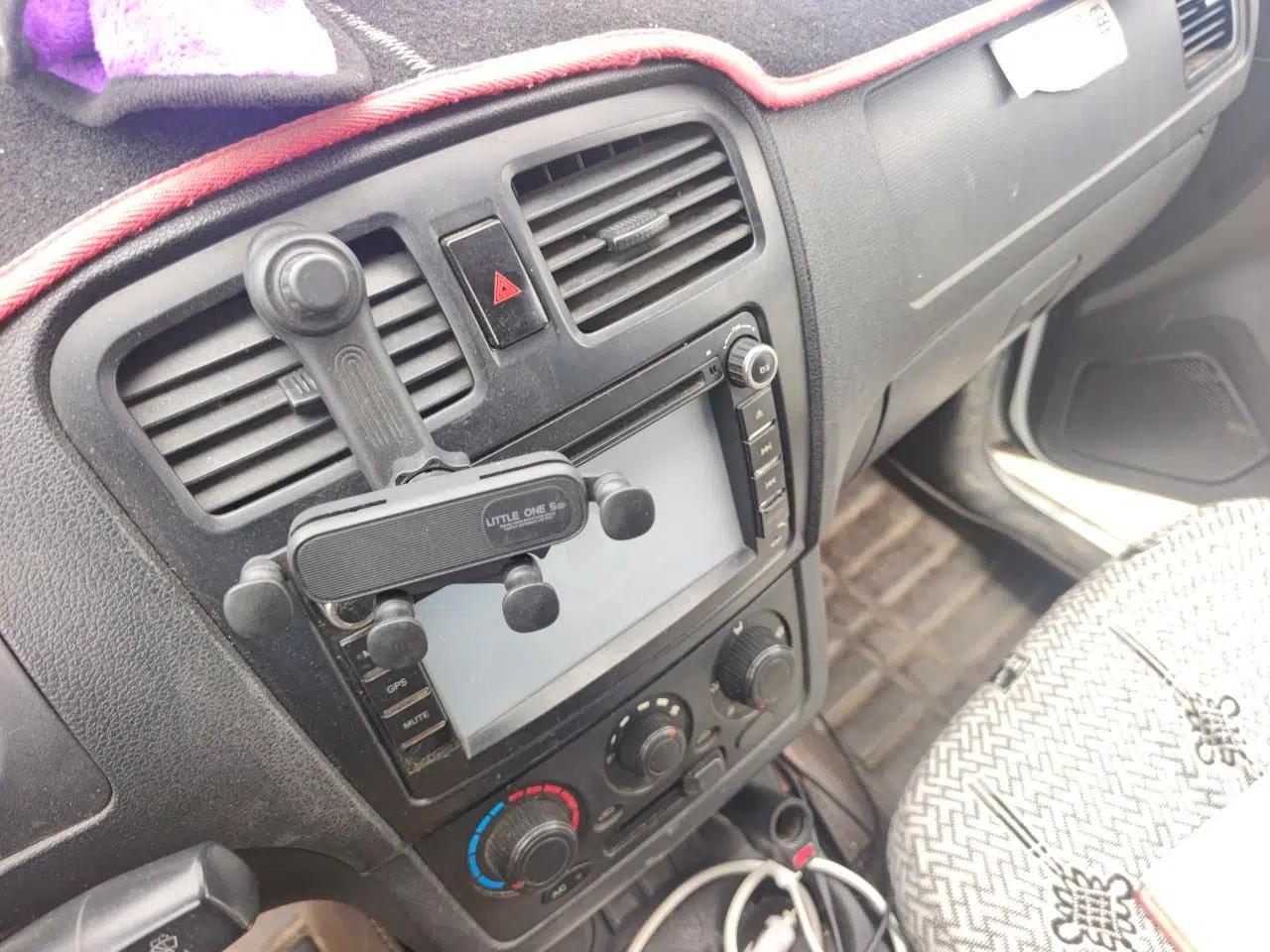 Dongfeng Fengon 330 2014 1.5L Manual Utility Version DK15 — миниатюра 13