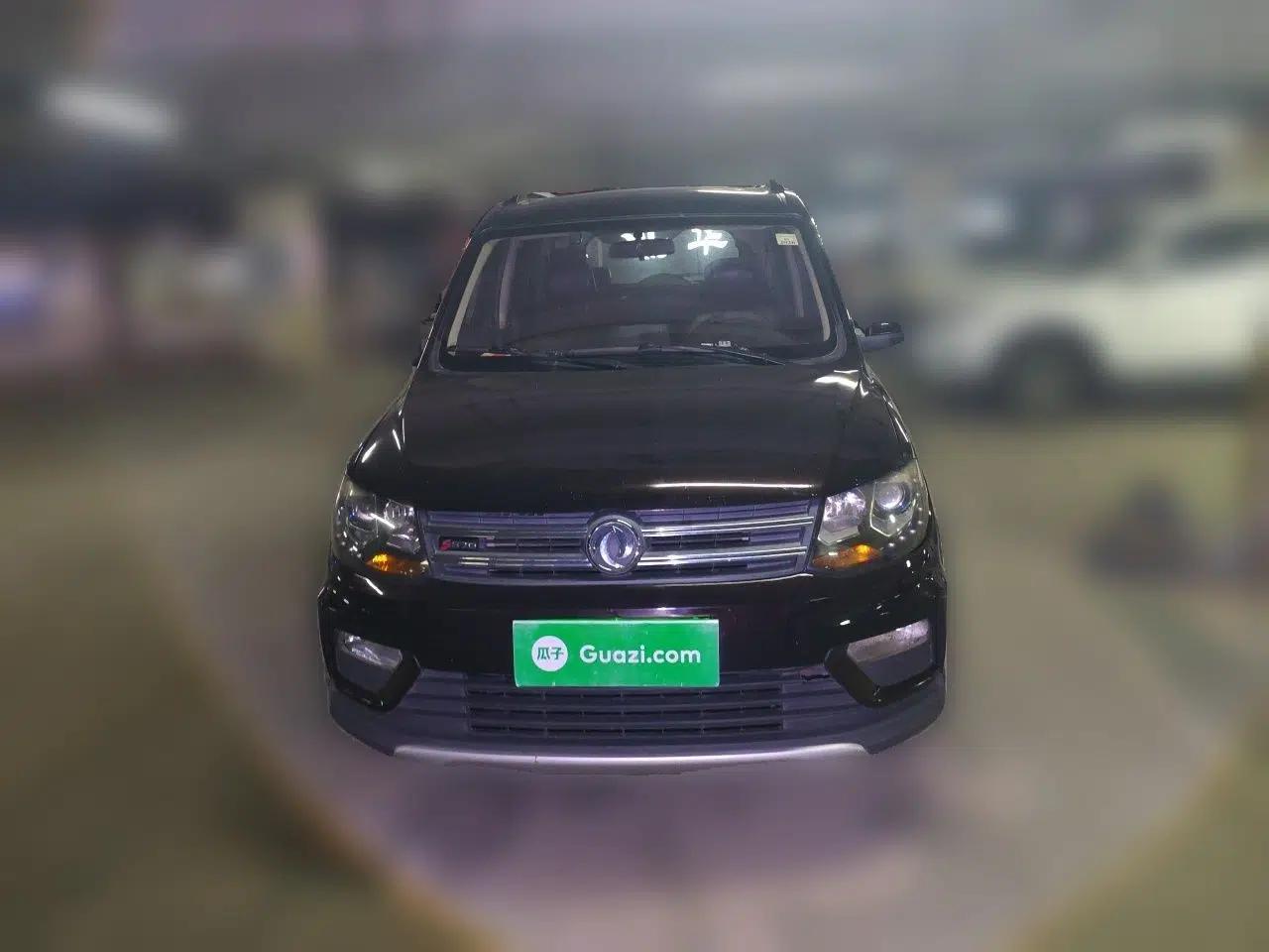 Dongfeng Fengon 370 2018 S370 1.5L CVT Luxury 7-Seater — миниатюра 2