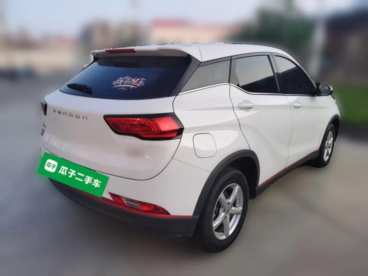 Dongfeng Fengon 500 2022 1.5L CVT Enjoyment Version — миниатюра 6