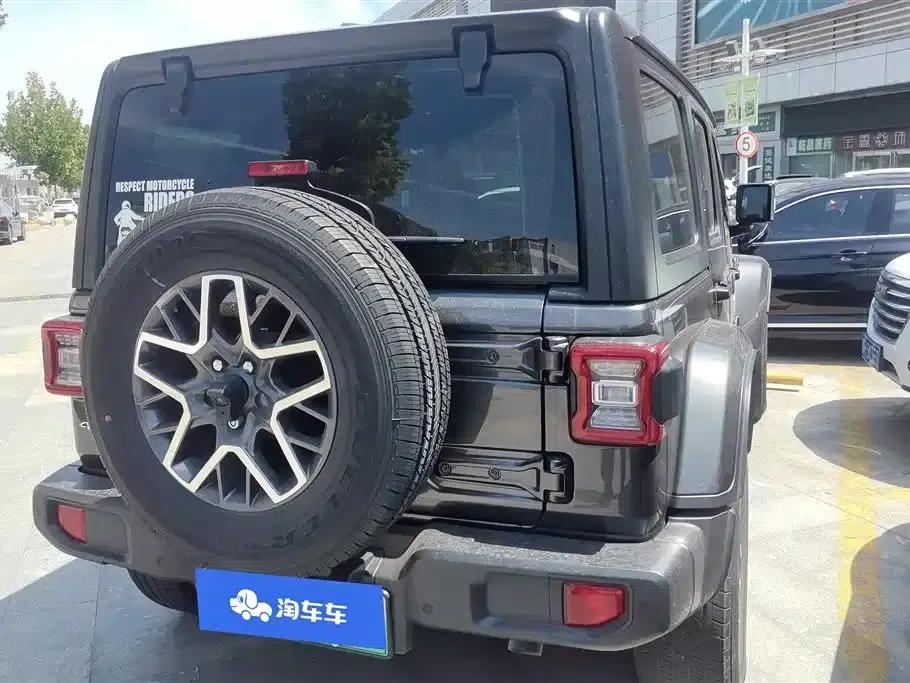 Jeep Wrangler New Energy 2021 Model 4-Door 2.0T 4xe Sahara — миниатюра 3