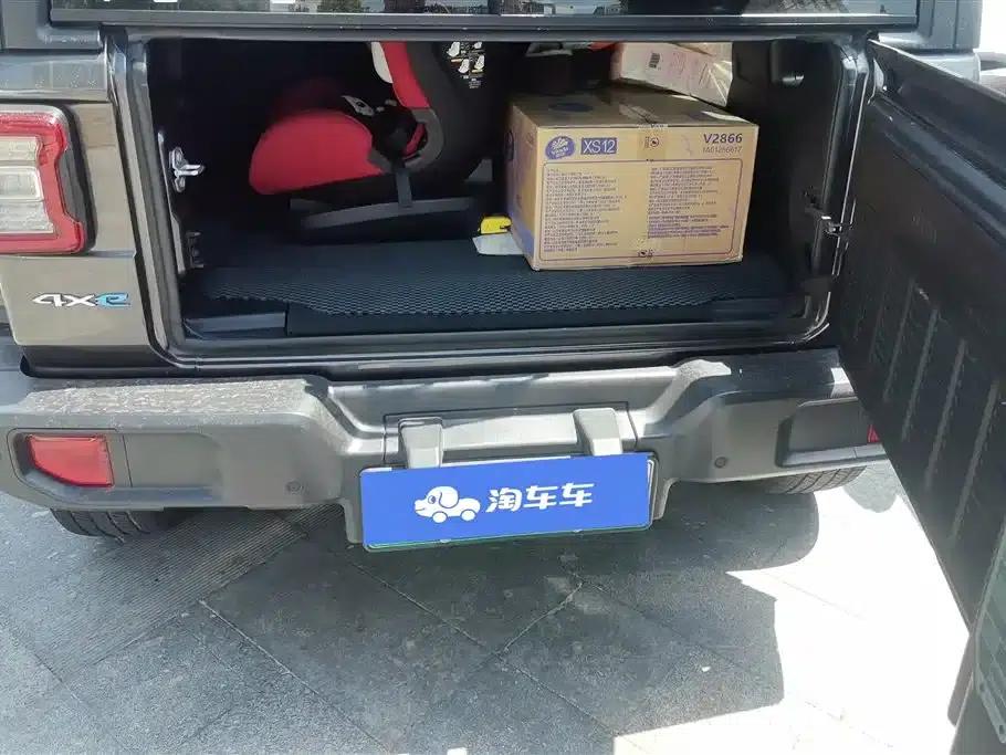 Jeep Wrangler New Energy 2021 Model 4-Door 2.0T 4xe Sahara — миниатюра 4