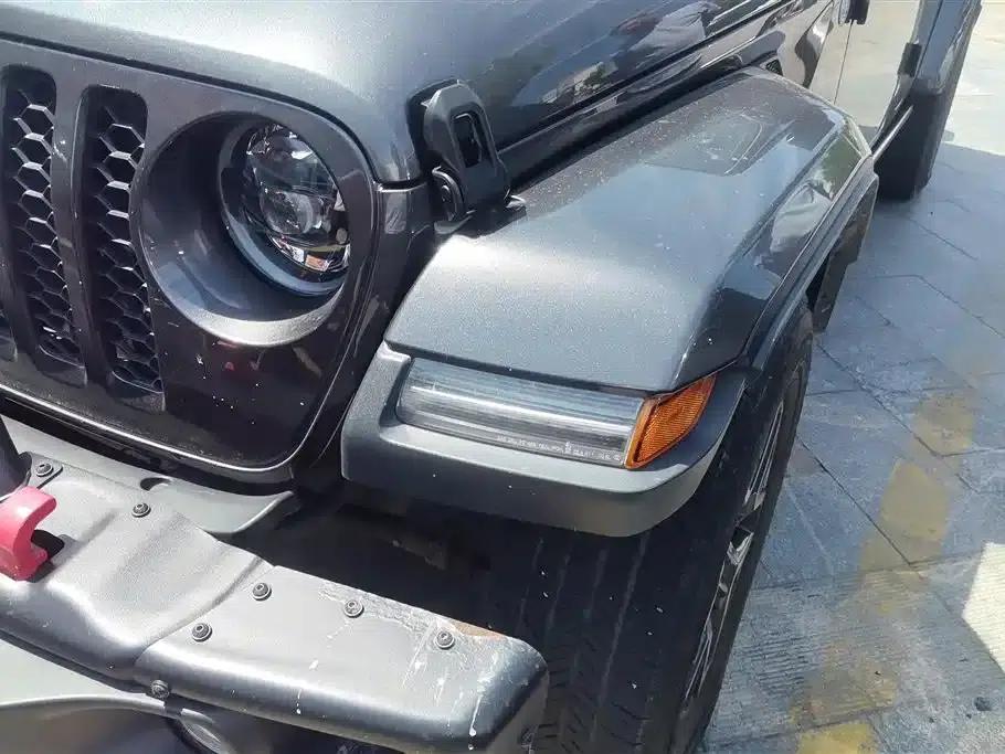 Jeep Wrangler New Energy 2021 Model 4-Door 2.0T 4xe Sahara — миниатюра 5