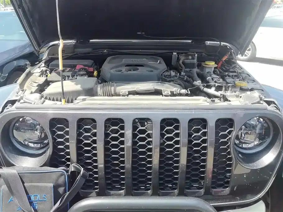 Jeep Wrangler New Energy 2021 Model 4-Door 2.0T 4xe Sahara — миниатюра 10