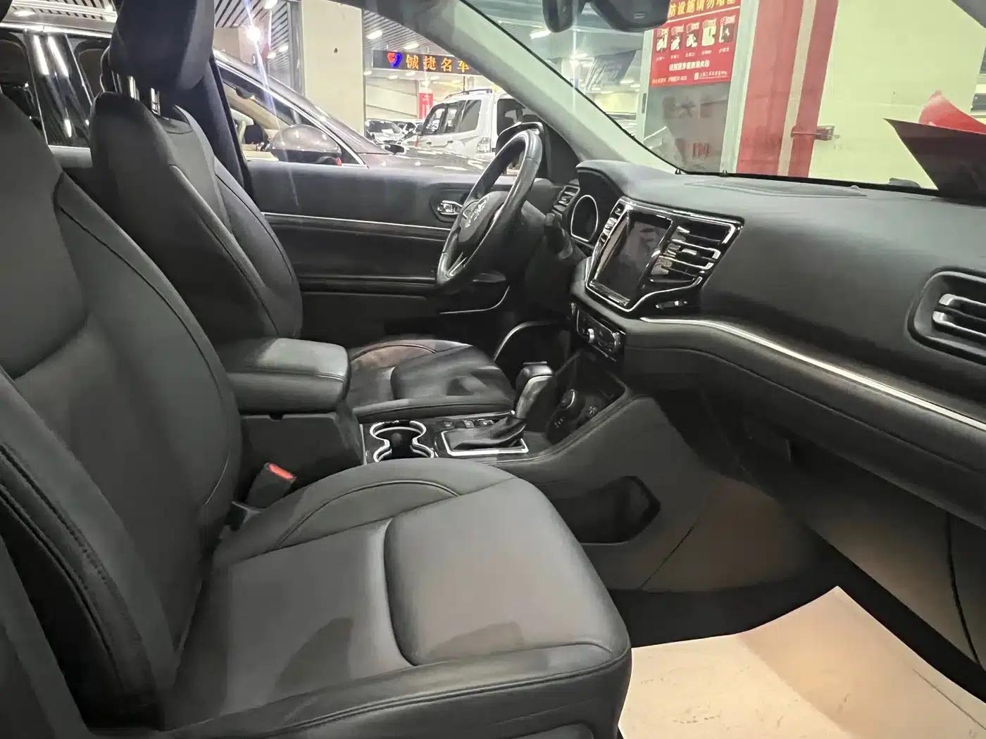Grand Commander 2018 2.0T 4WD Enjoy Edition (China VI Emission Standard) — миниатюра 14