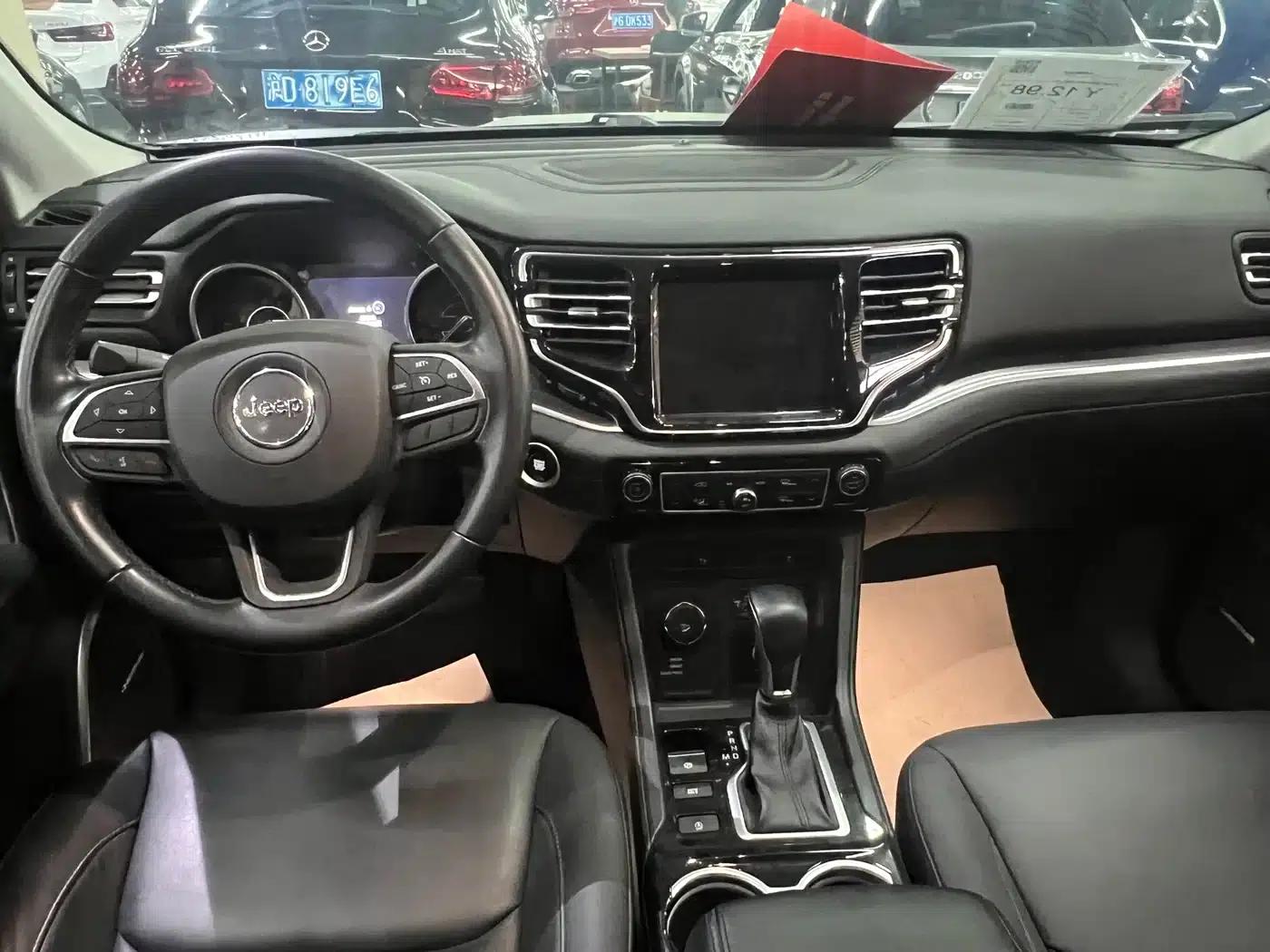 Grand Commander 2018 2.0T 4WD Enjoy Edition (China VI Emission Standard) — миниатюра 10