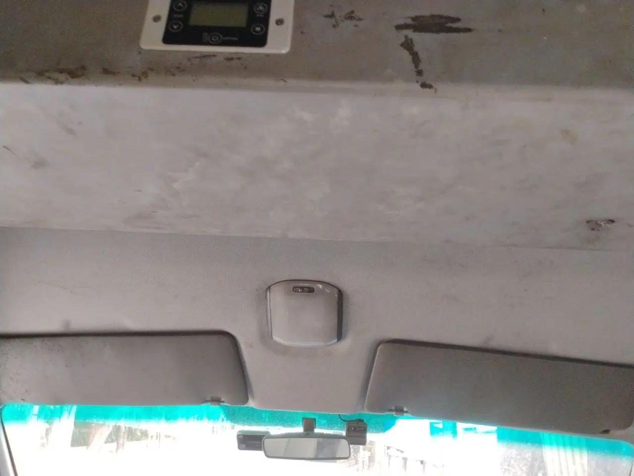 Dongfeng Yufeng 2020 2.5T V9 Logistics Vehicle Long Wheelbase High Roof 6-9 Seater China V Emission Standard ZD25 — миниатюра 18