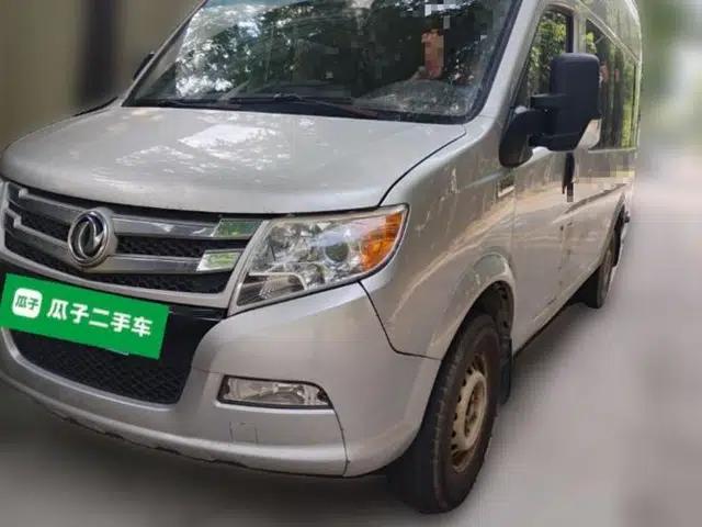Dongfeng Yufeng 2020 2.5T V9 Logistics Vehicle Long Wheelbase High Roof 6-9 Seater China V Emission Standard ZD25