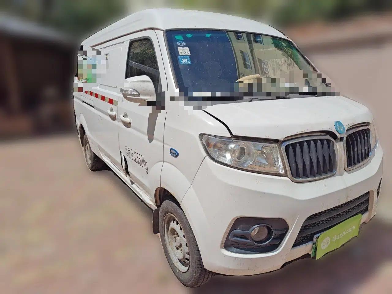 Dongfeng Yufeng 2018 Dongfeng Yufeng EM19 All-Electric Two-Seat Automatic Cargo Van — миниатюра 3