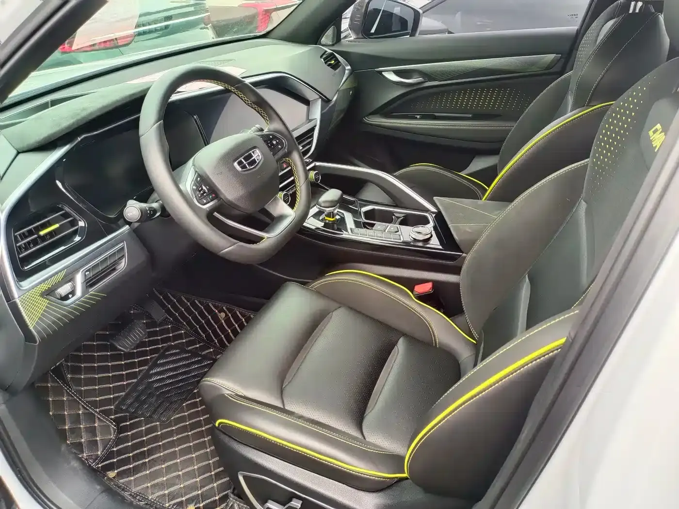 Geely Xingyue S 2021 2.0TD Automatic 2WD Lightning Edition — миниатюра 4