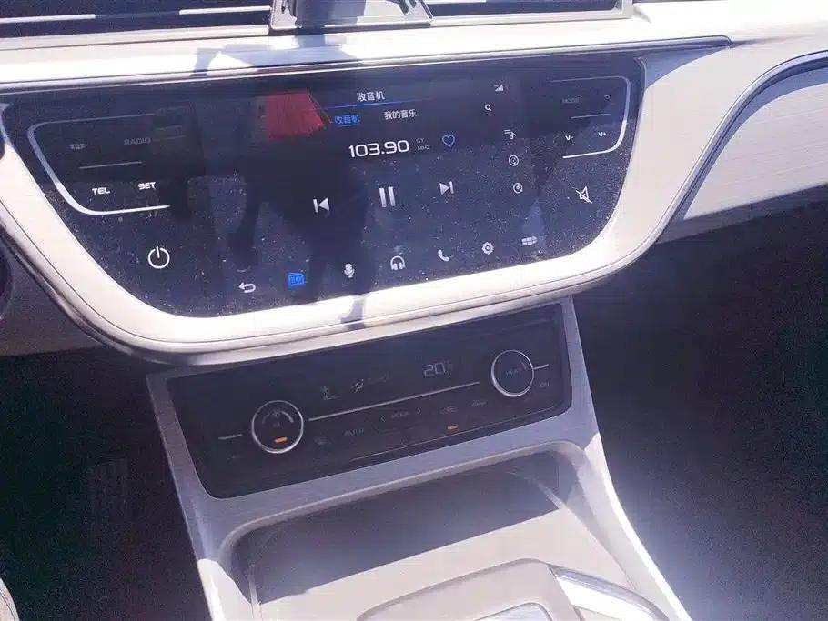 Geely GSe 2018 Premium Edition — миниатюра 13