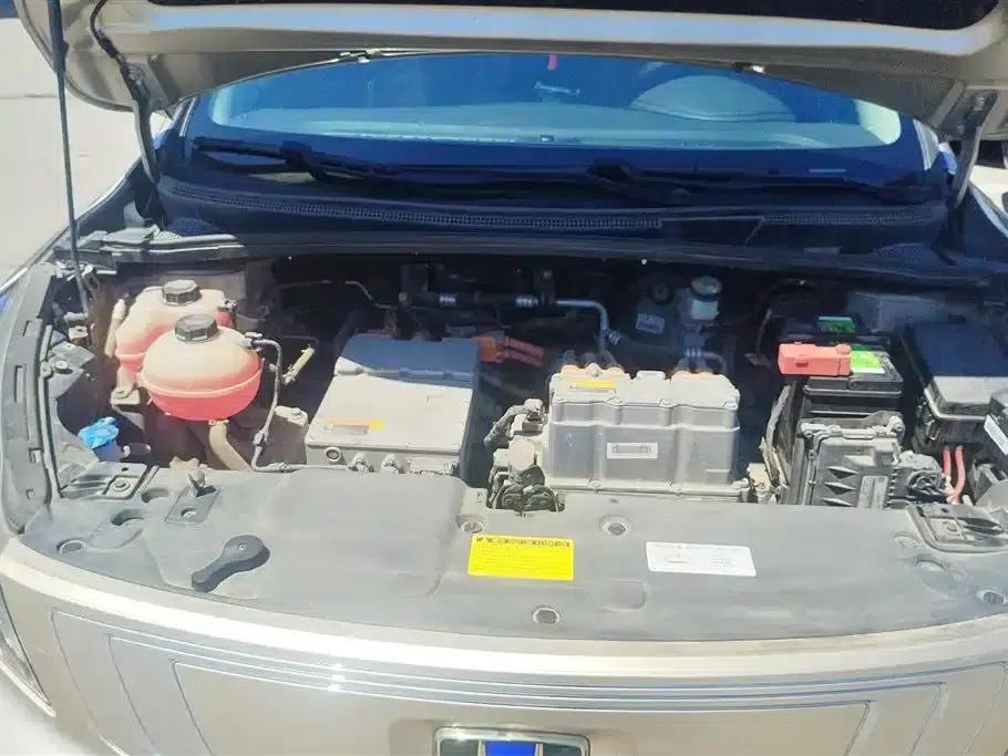 Geely GSe 2018 Premium Edition — миниатюра 10