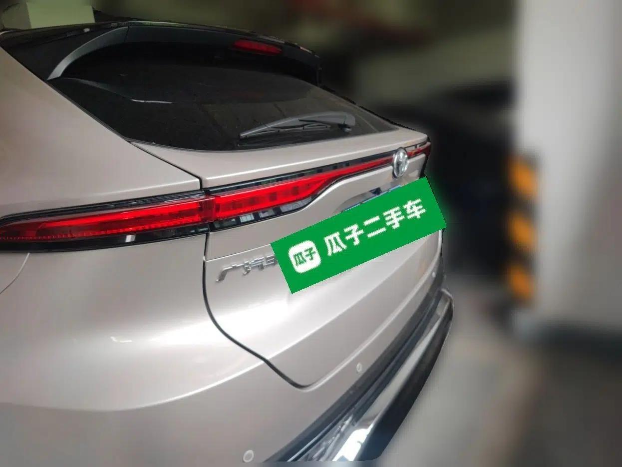 Toyota Venza 2024 2.5L Smart e-Power Dual-Motor Two-Wheel Drive Luxury Edition — миниатюра 5