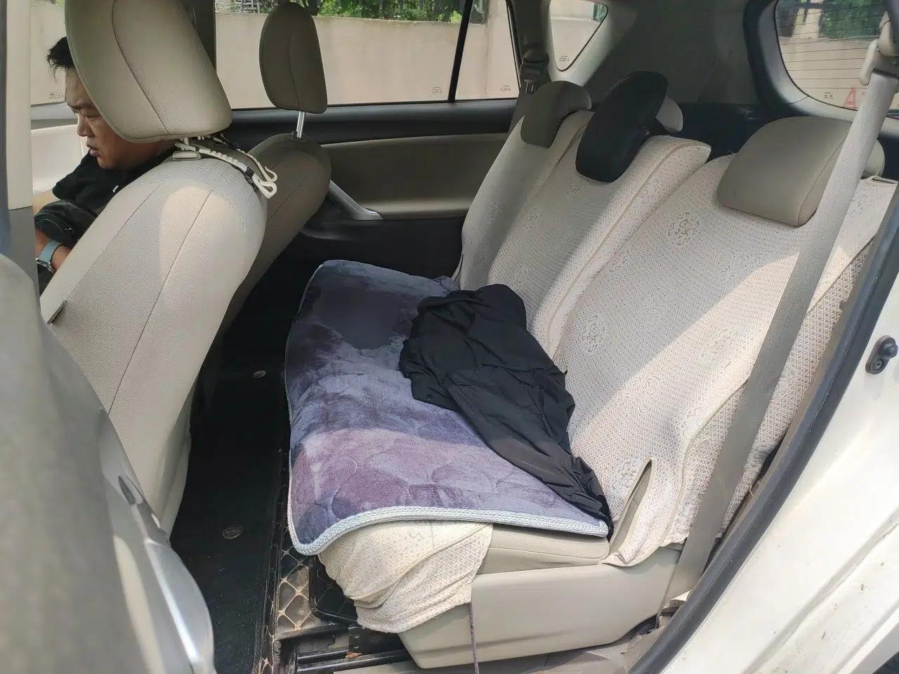 Toyota Verso 2014 Starlight 180G CVT Comfort Edition — миниатюра 17