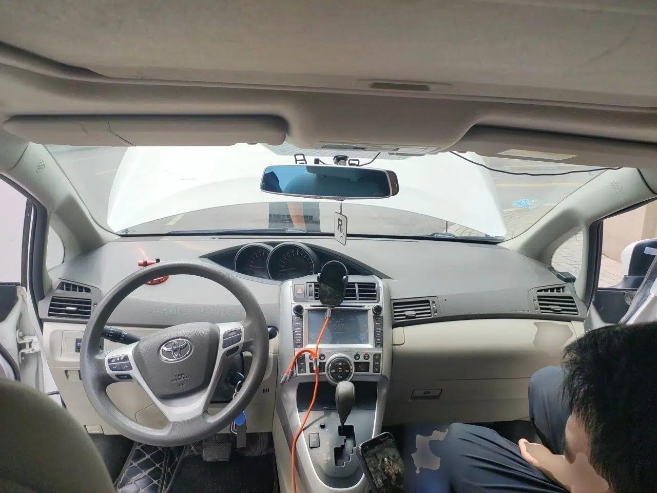Toyota Verso 2014 Starlight 180G CVT Comfort Edition — миниатюра 9