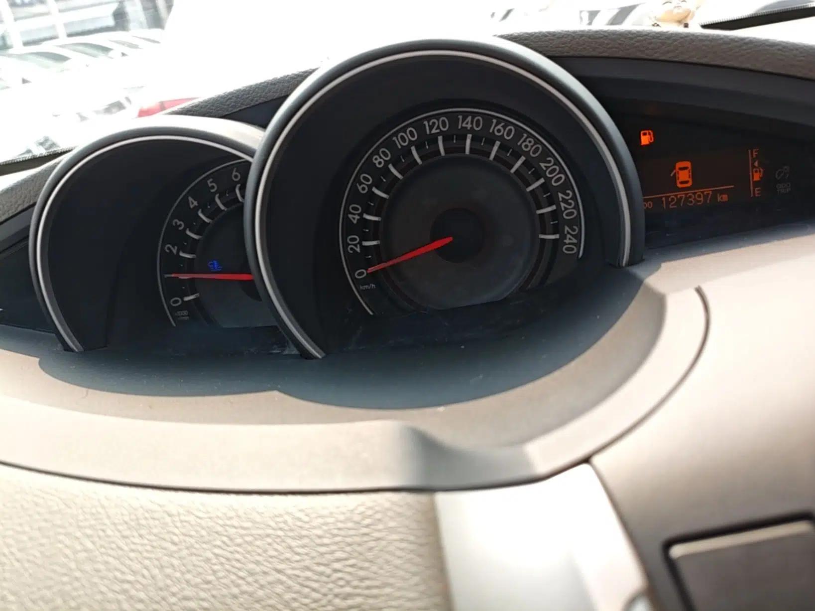 Toyota Verso 2014 Starlight 180E CVT Elite Edition — миниатюра 14