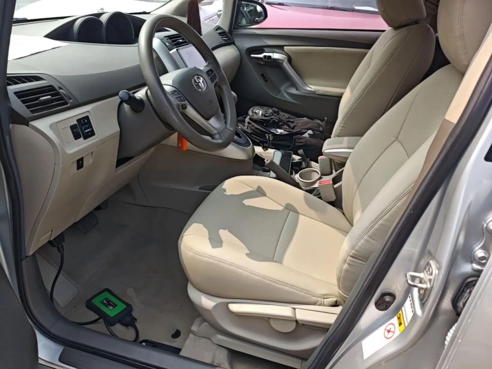Toyota Verso 2014 Starlight 180E CVT Elite Edition — миниатюра 17