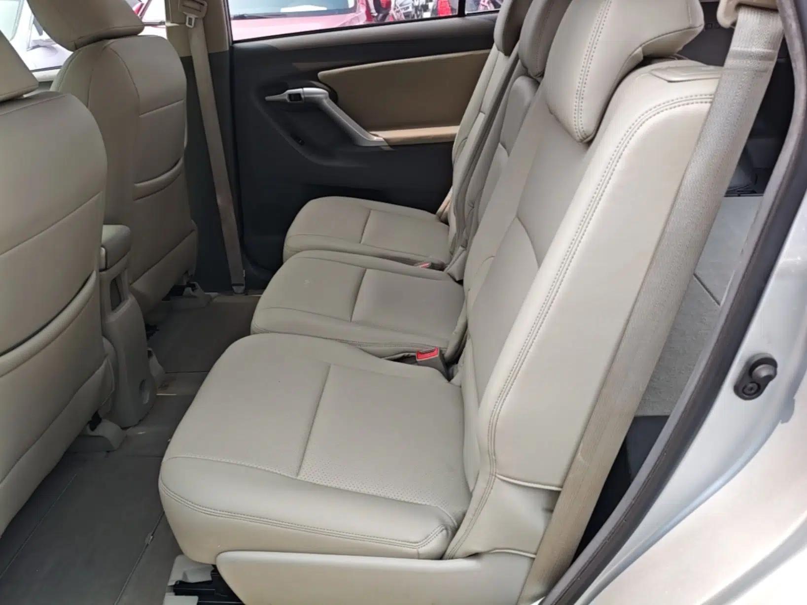 Toyota Verso 2014 Starlight 180E CVT Elite Edition — миниатюра 20