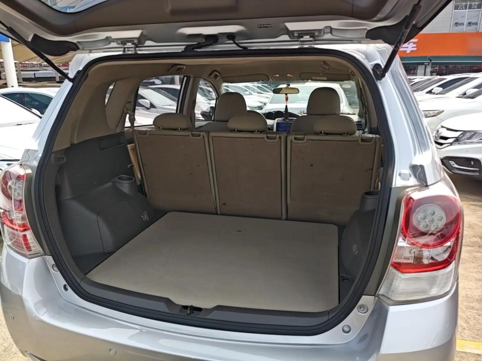 Toyota Verso 2014 Starlight 180E CVT Elite Edition — миниатюра 22