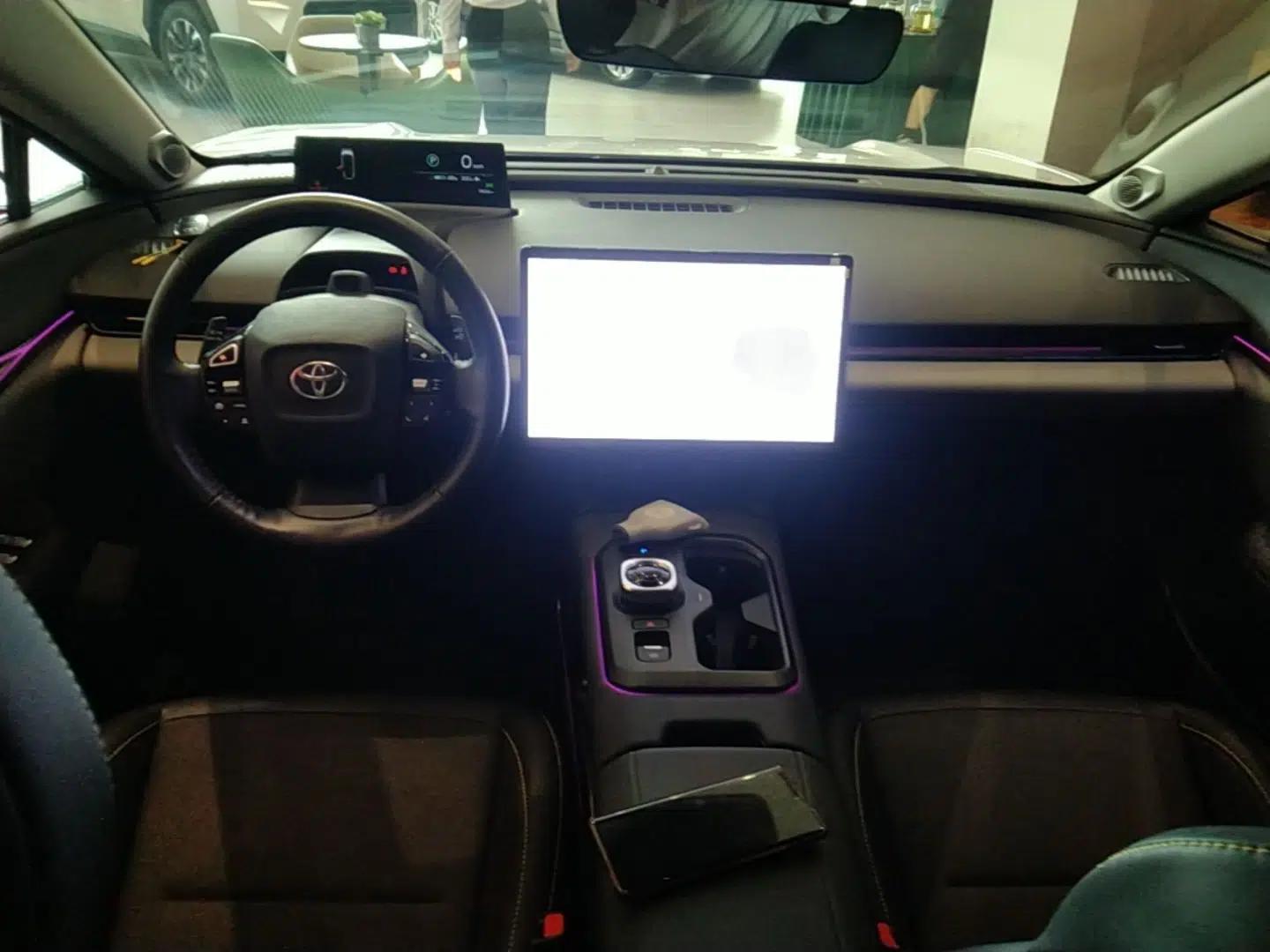 Toyota bZ5 2025 Model 630 MAX Smart Driving Edition — миниатюра 12
