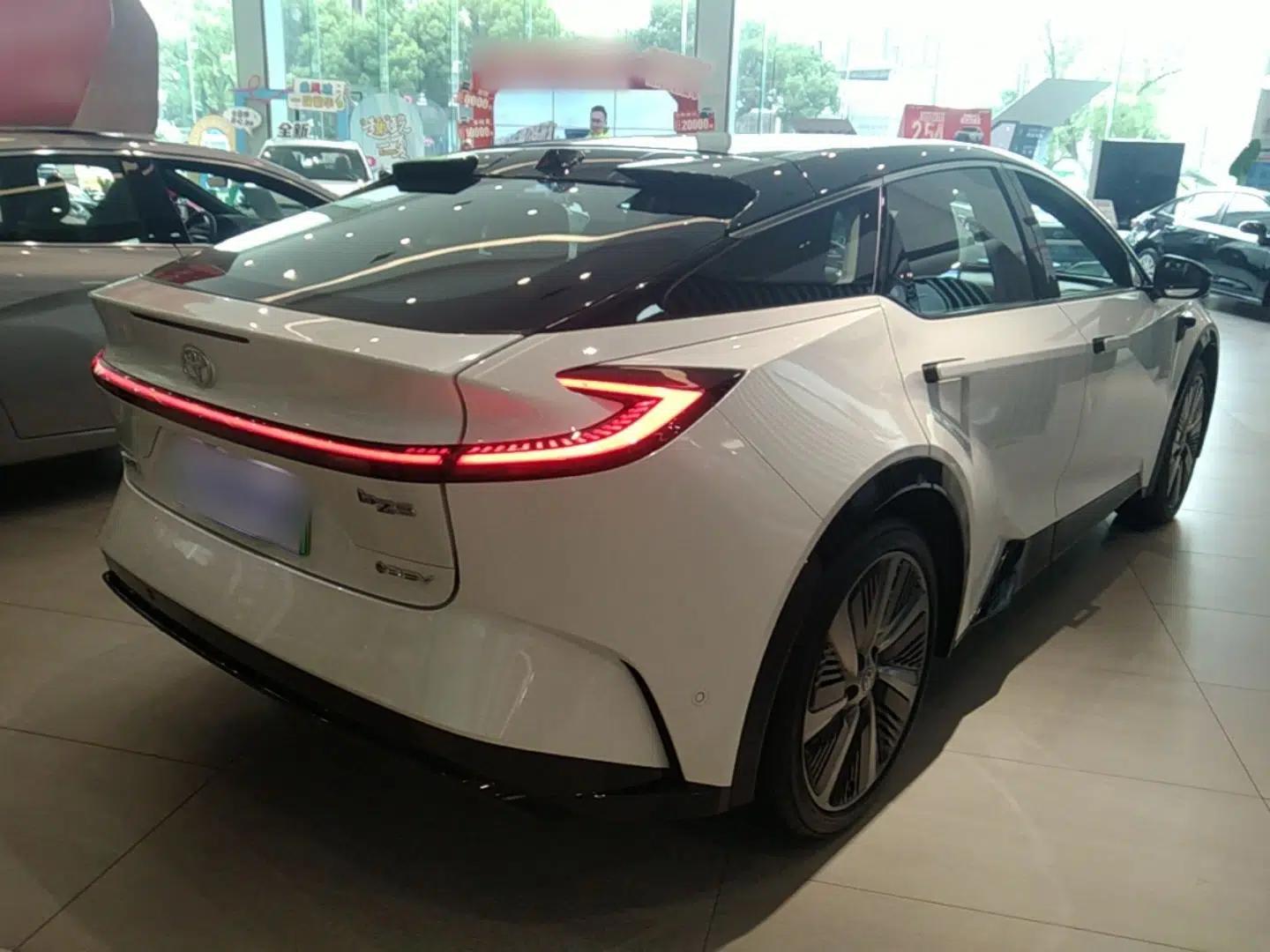 Toyota bZ5 2025 Model 630 MAX Smart Driving Edition — миниатюра 6