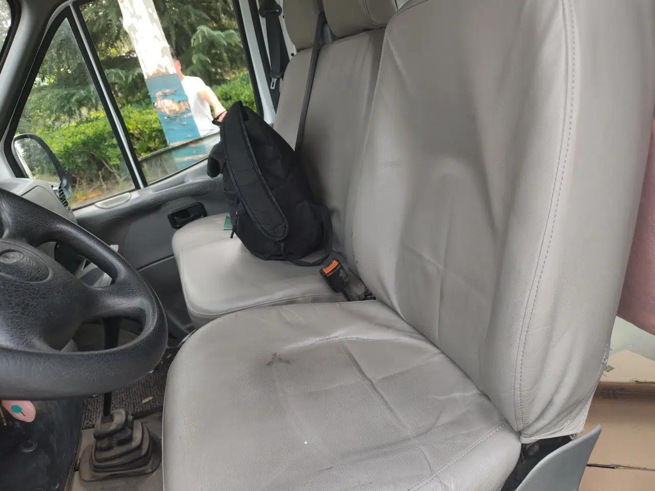 Ford Classic Transit 2016 2.8T Diesel Short-Wheelbase 6-Seater Mid-Roof Multifunction Vehicle JX493ZLQ4 — миниатюра 15
