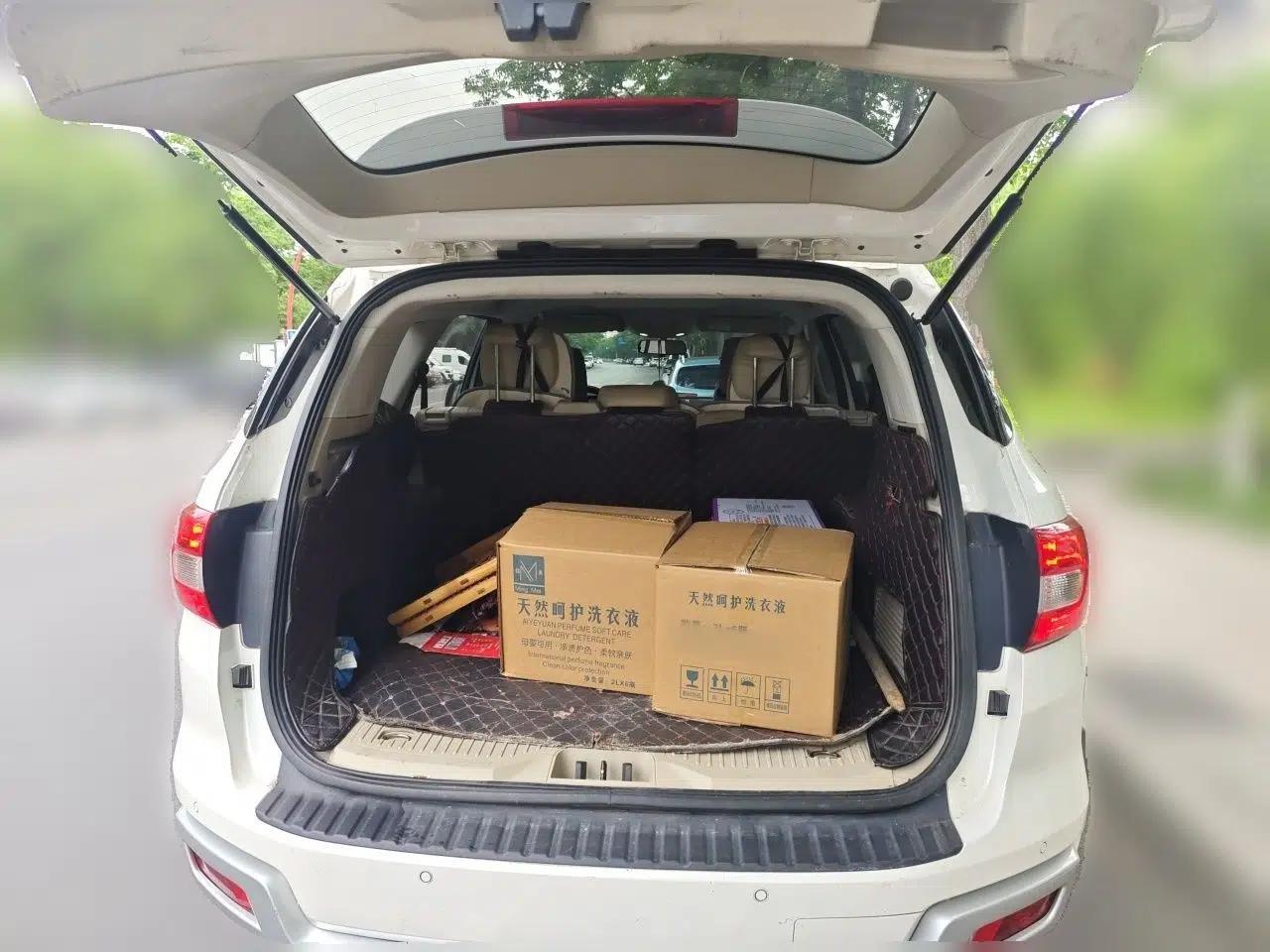 Ford Everest 2017 2.0T Gasoline Automatic 4x4 Elite Edition 5 Seats — миниатюра 19