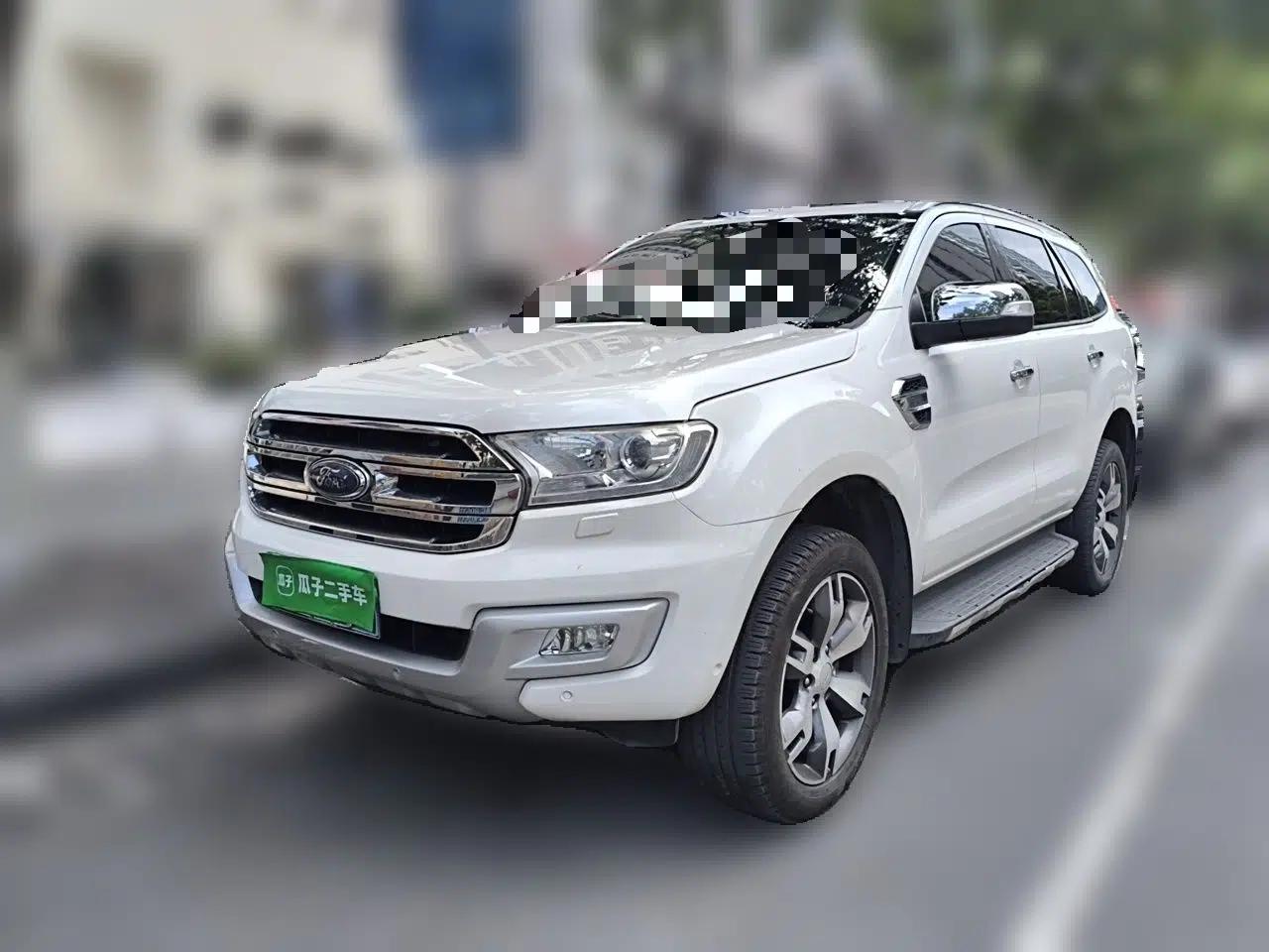 Ford Everest 2016 2.0T Gasoline Automatic 4x4 Flagship Edition — миниатюра 1