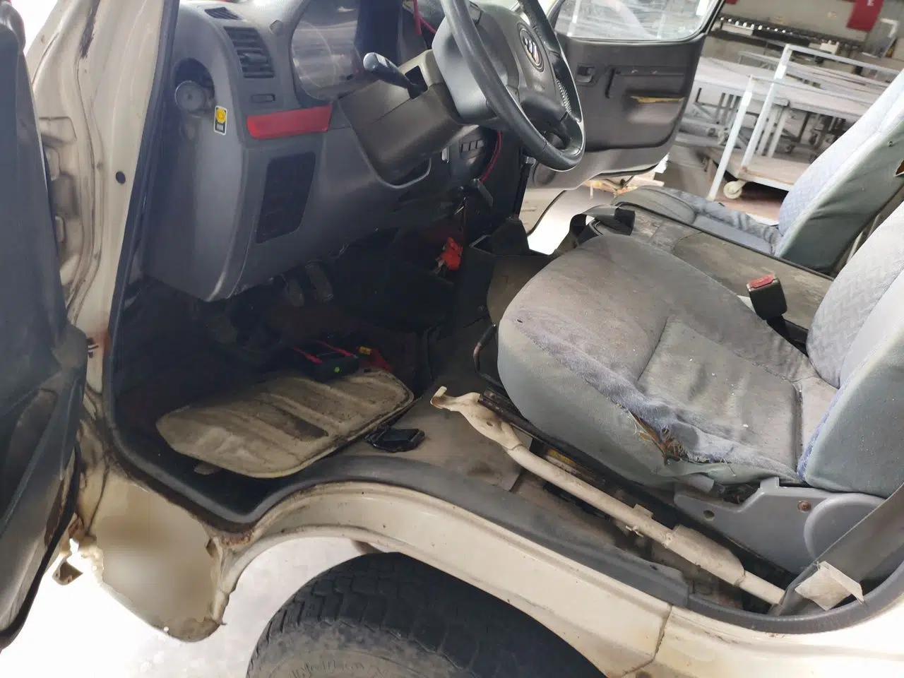Foton Scenic Foton Fengjing Kuaiyun Classic, short wheelbase, 2.0L, manual, manual air conditioning, no sunroof, low roof — миниатюра 16