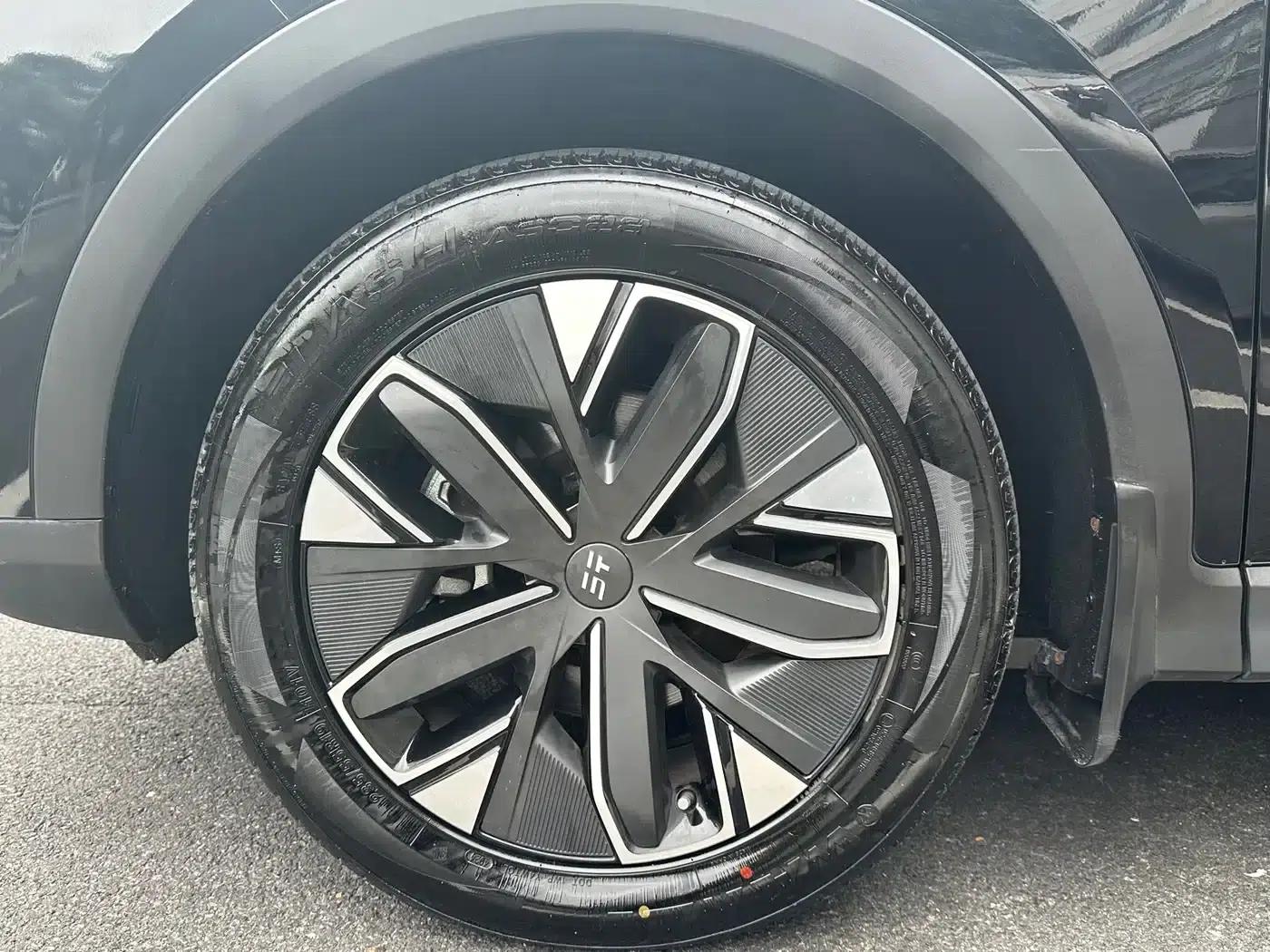 Jetour Mountain & Sea L7 2024 Model 1.5T 120km MAX+ 7-Seater — миниатюра 28