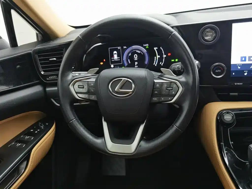 Lexus NX PHEV 2022 400h+ Comfort Edition — миниатюра 11