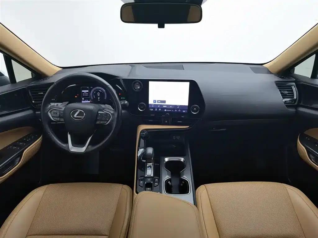 Lexus NX PHEV 2022 400h+ Comfort Edition — миниатюра 5