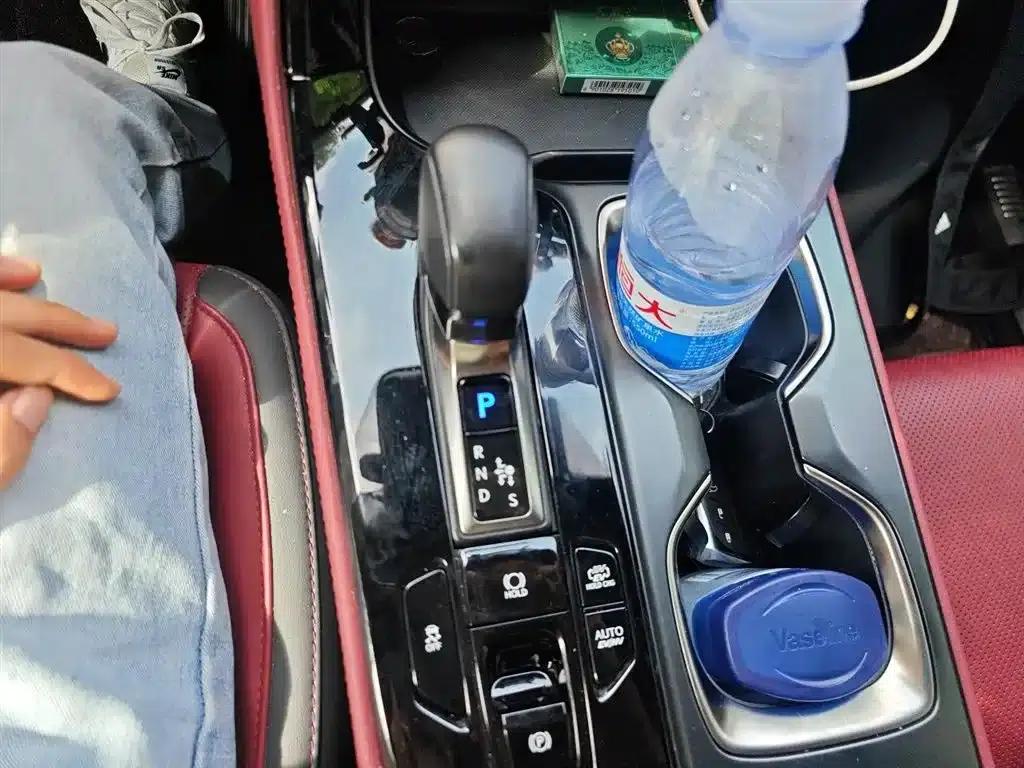 Lexus NX PHEV 2023 400h+ Comfort Edition — миниатюра 15