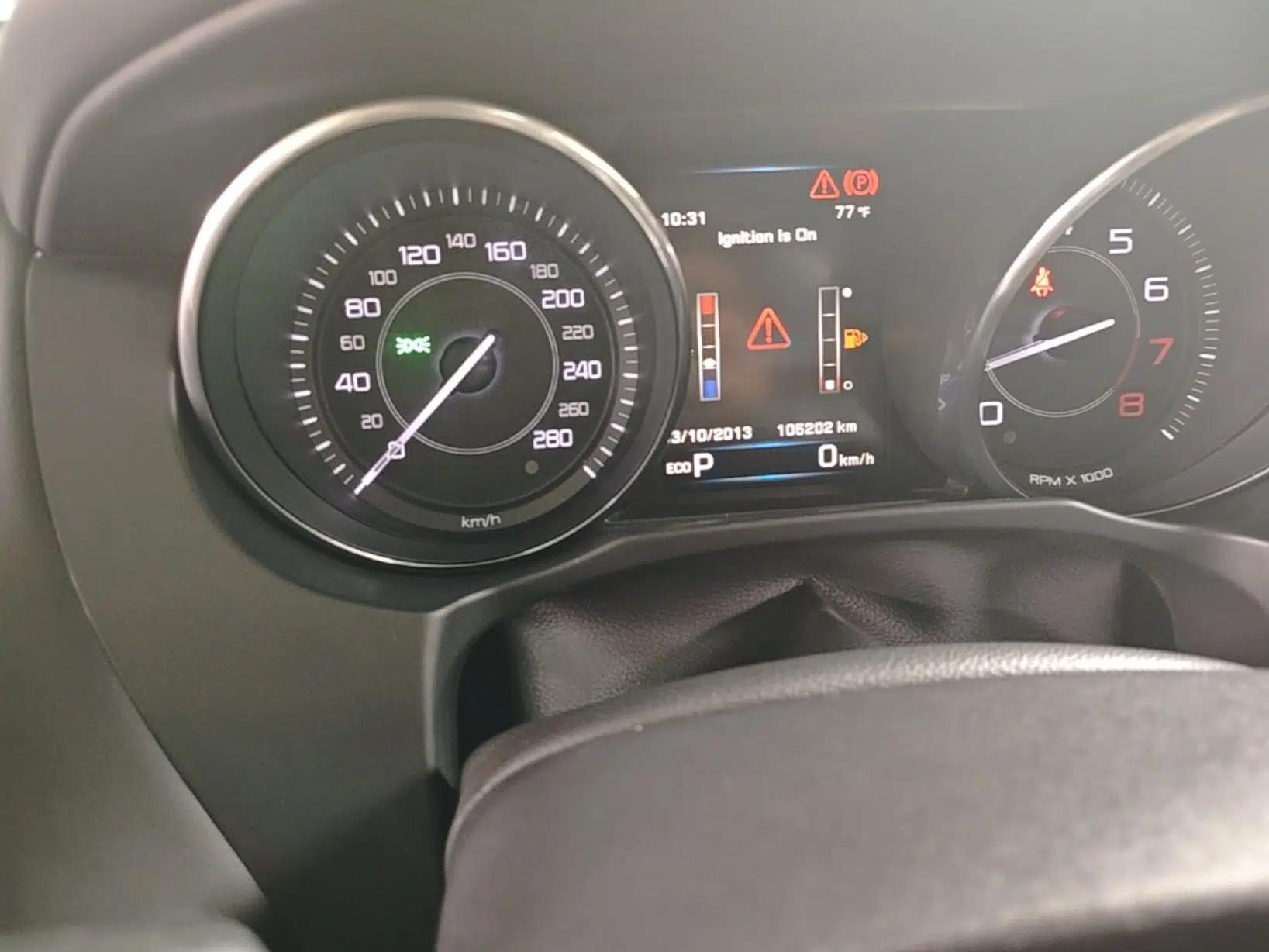 Jaguar XE 2015 2.0T 240 PS R-Sport — миниатюра 12