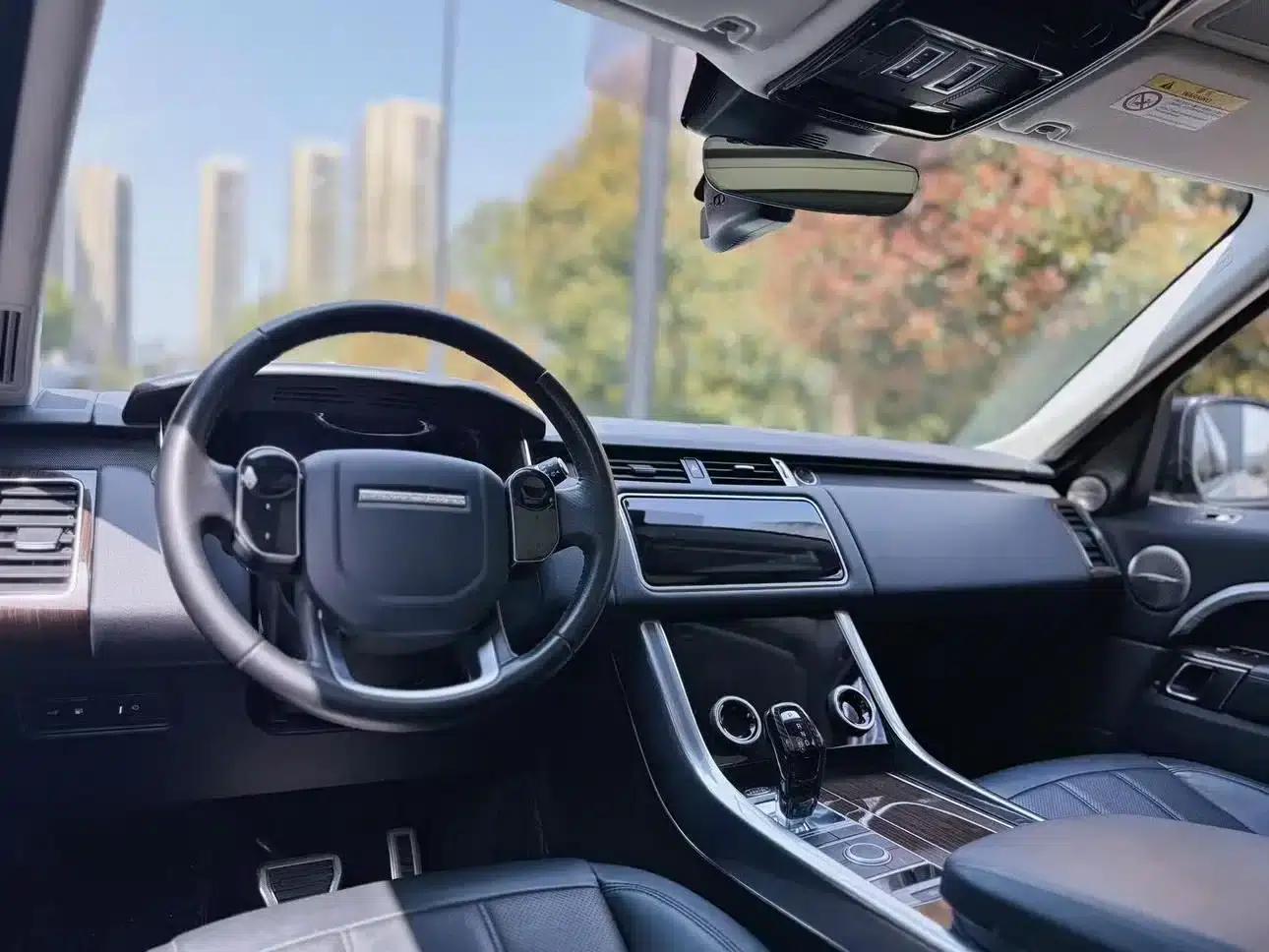 Range Rover Sport Hybrid 2018 P400e — миниатюра 16