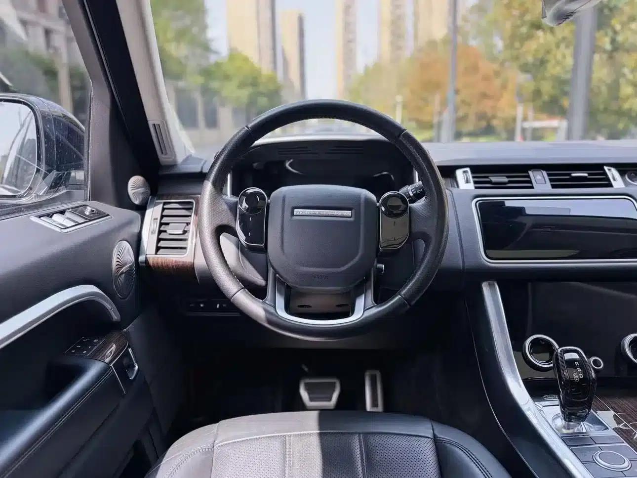 Range Rover Sport Hybrid 2018 P400e — миниатюра 17