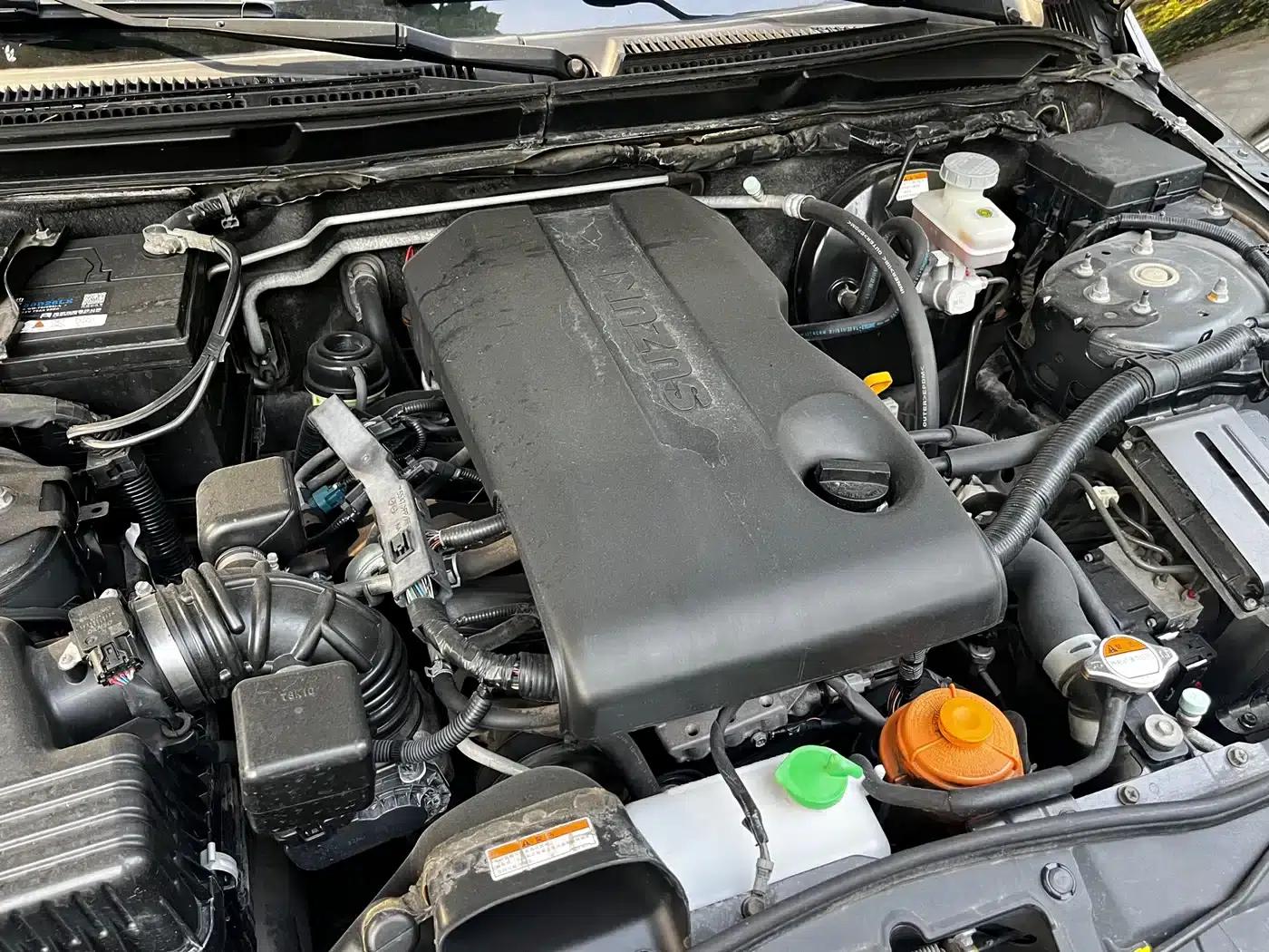 2012 Grand Vitara 2.4L AT Luxury Navigation 5-Door Edition — миниатюра 12