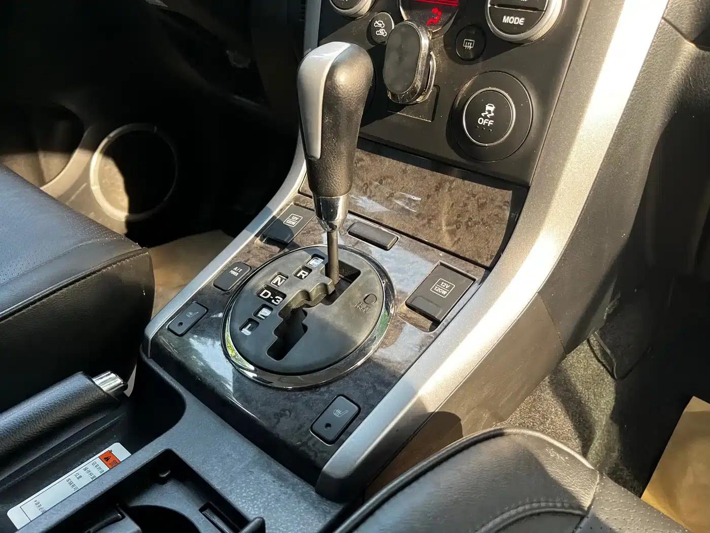 2012 Grand Vitara 2.4L AT Luxury Navigation 5-Door Edition — миниатюра 9
