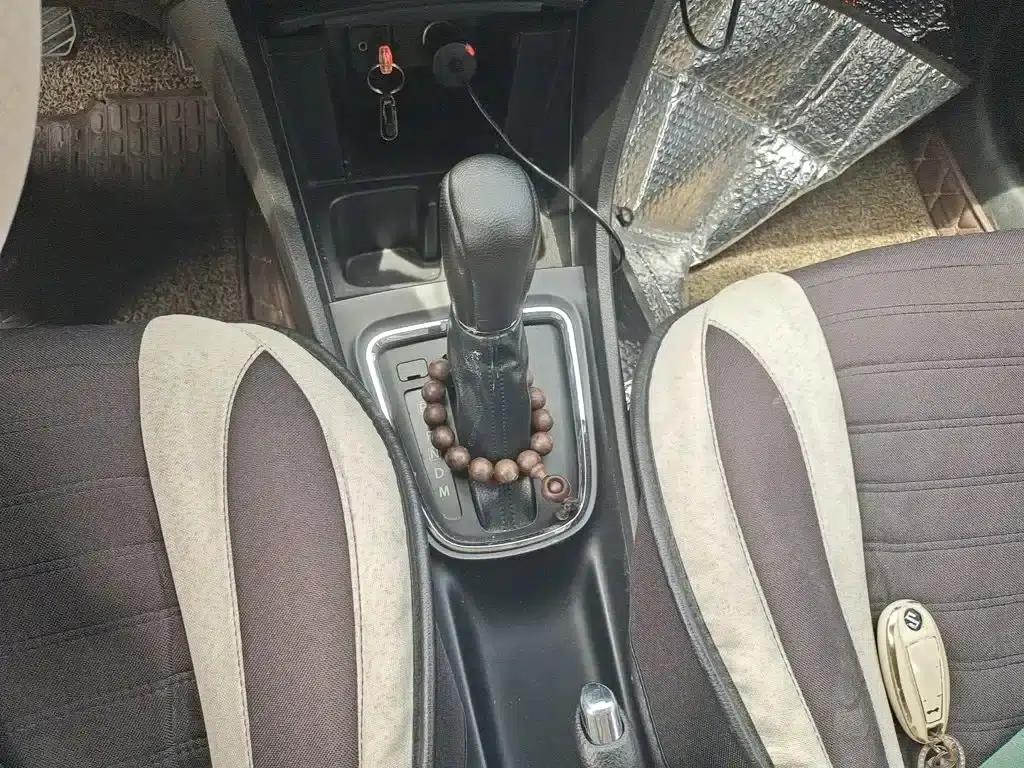 Ciaz 2015 1.6L Automatic Enjoyment Edition — миниатюра 11