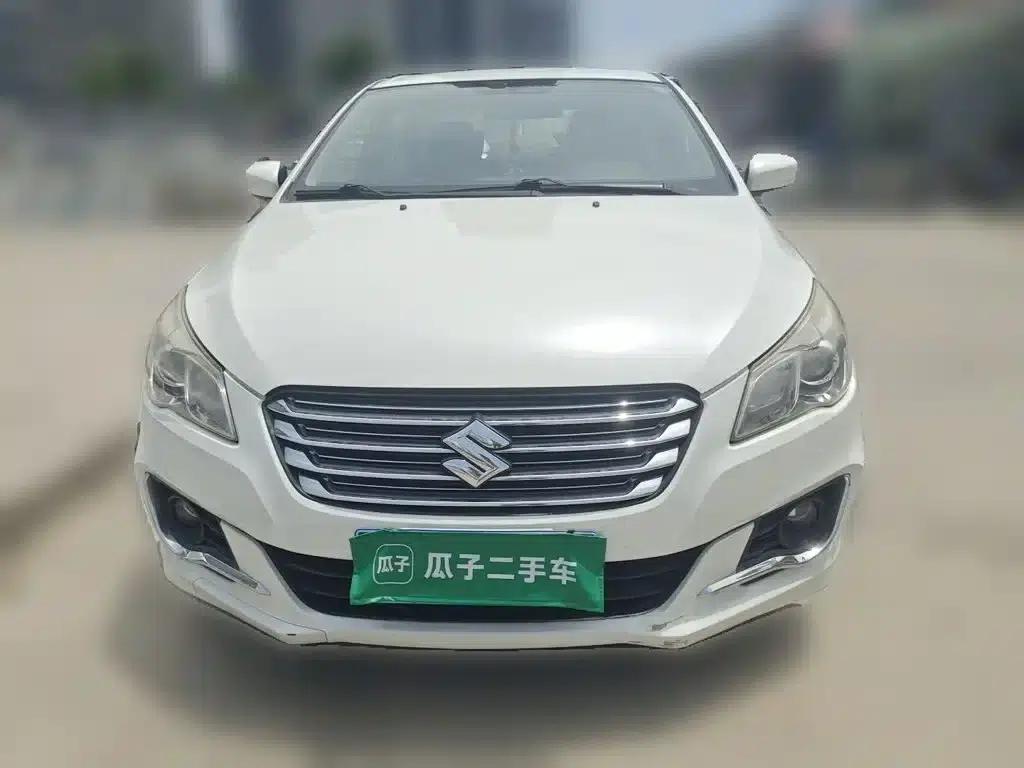 Ciaz 2015 1.6L Automatic Enjoyment Edition — миниатюра 3
