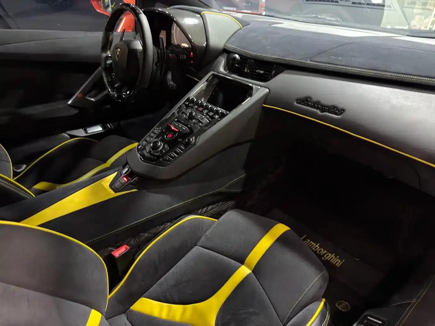 2011 Aventador LP 700-4 — миниатюра 6